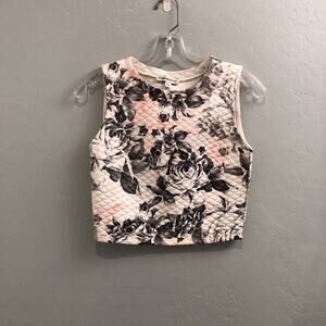 Free Generation Cropped Floral print quilted shell